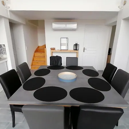 ホテル Les Loges Du Temps Gites